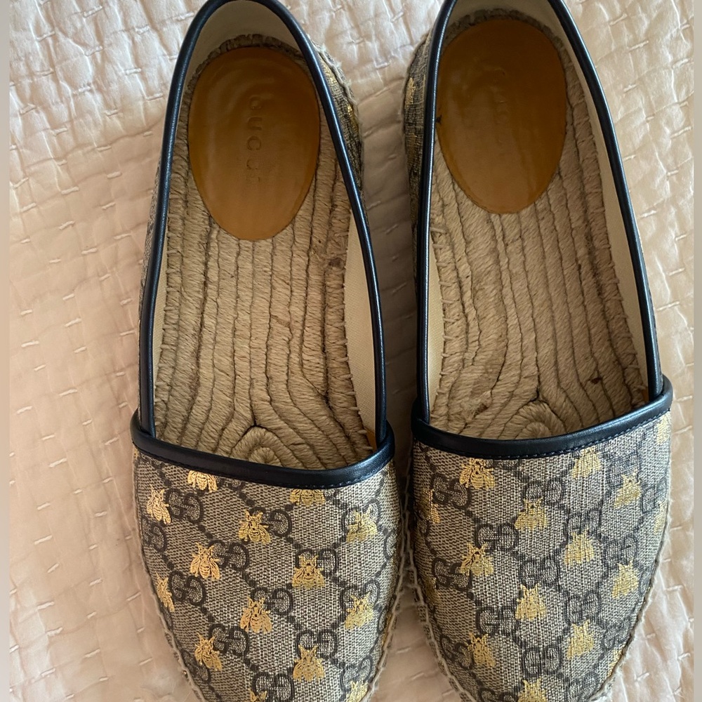 Popular Gucci espadrilles very good condition comfortable always trendy